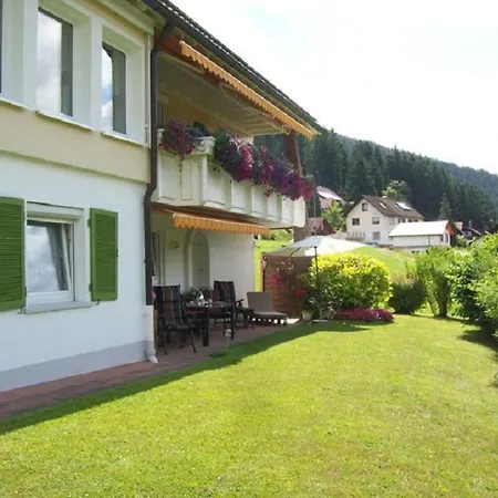 Lägenhet In Huebscher Lage Baiersbronn